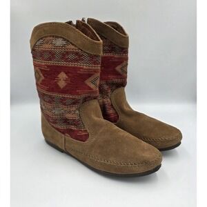 Minnetonka Moccasin Women's Boot 8 Baja 1573 Brown Suede Leather Multi Tapestry